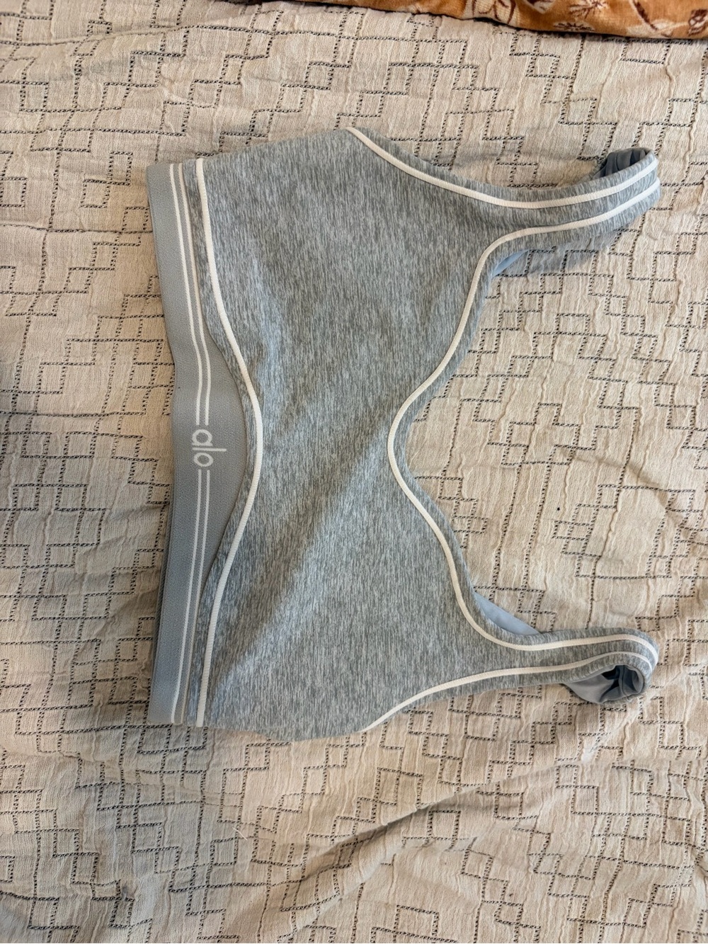 Gray Seamless Athletic Sports Bra